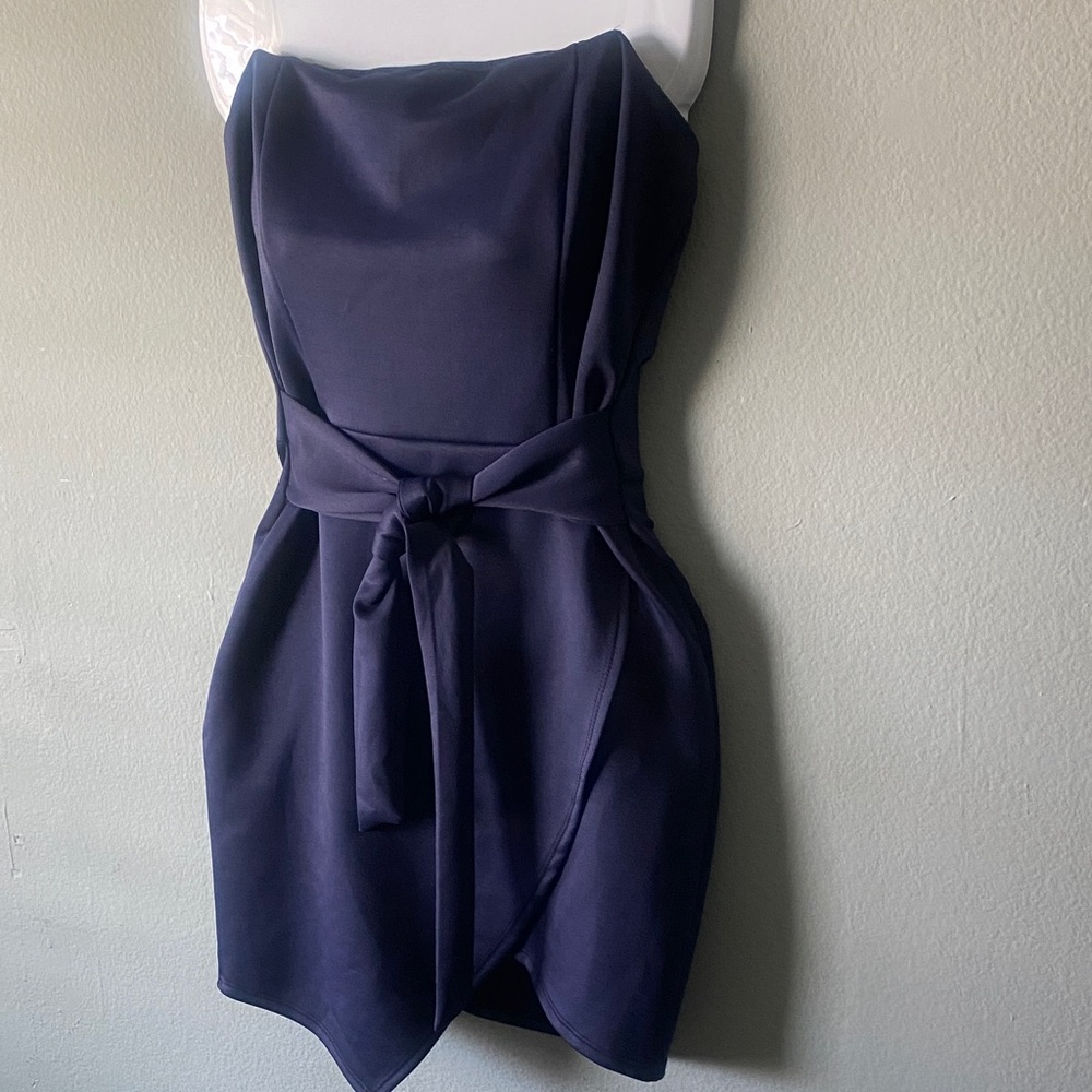 NWT Charlotte Russe Strapless Navy Tie-Waist Cocktail Dress - Picture 3 of 11